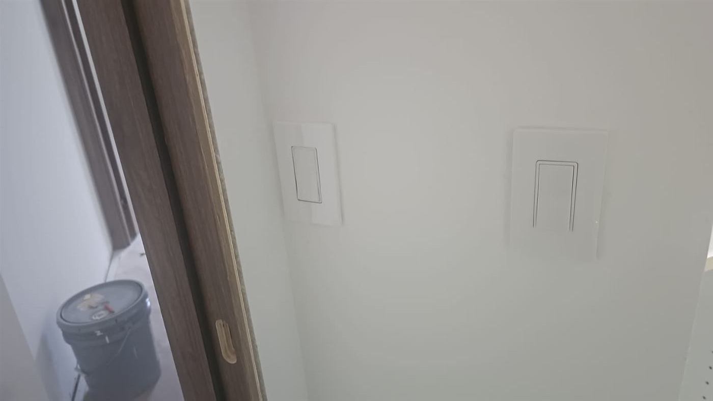 Clean switch plate installation